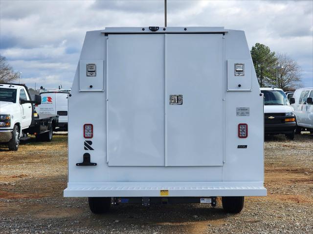 2025 Chevrolet Express Cutaway Work Van