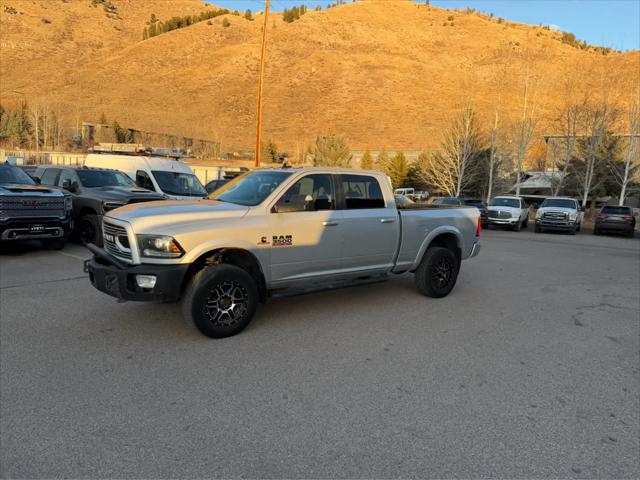 2018 RAM 3500 Laramie Crew Cab 4x4 64 Box 2018 RAM 3500 Laramie Crew Cab 4x4 64 Box