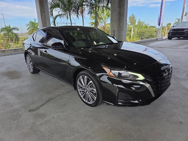 2023 Nissan Altima SL Intelligent AWD 2023 Nissan Altima SL Intelligent AWD