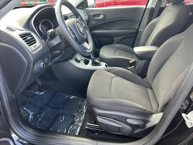 2018 Jeep Compass Sport 4x4 2018 Jeep Compass Sport 4x4