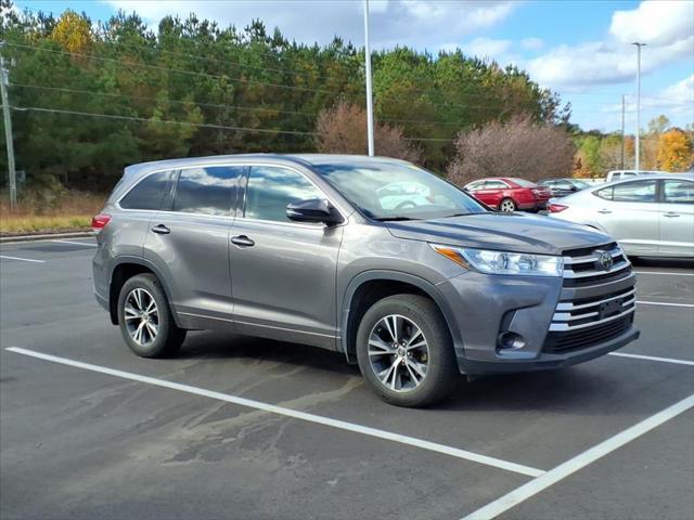 2018 Toyota Highlander LE 2018 Toyota Highlander LE