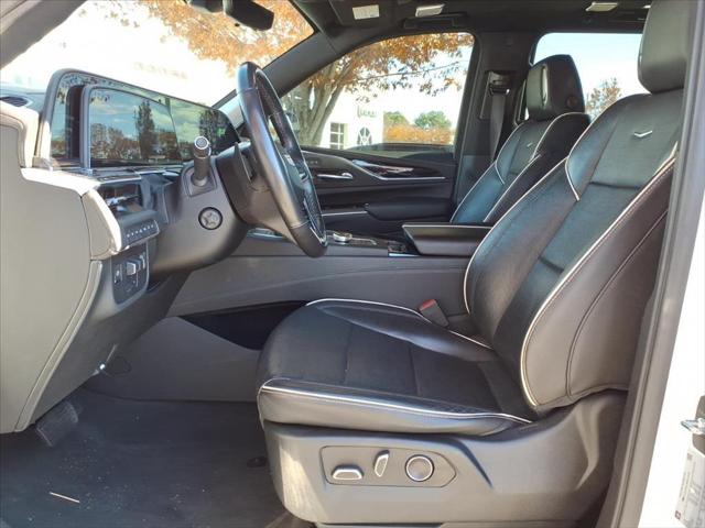 2021 Cadillac Escalade ESV 4WD Sport 2021 Cadillac Escalade ESV 4WD Sport