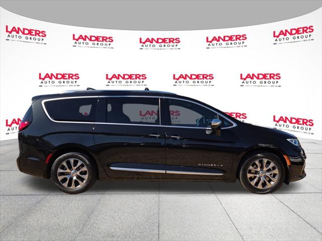 2023 Chrysler Pacifica Hybrid Pinnacle 2023 Chrysler Pacifica Hybrid Pinnacle