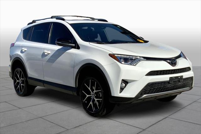 2017 Toyota RAV4 SE