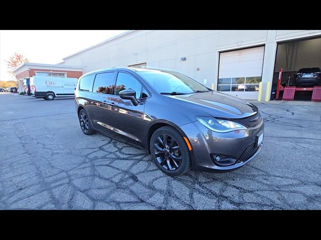 2018 Chrysler Pacifica Touring Plus