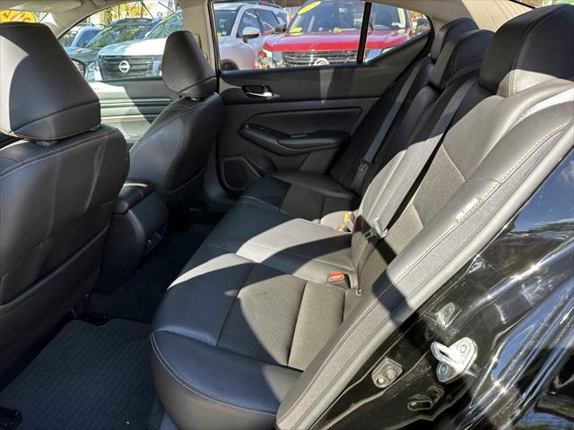 2020 Nissan Altima SR FWD [13]