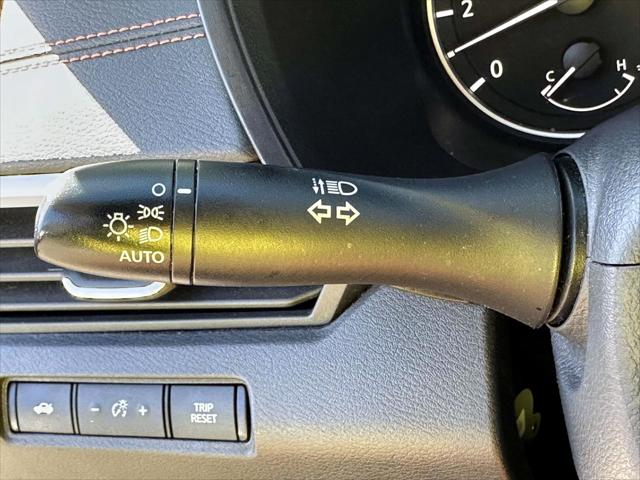 2020 Nissan Altima SR FWD [29]