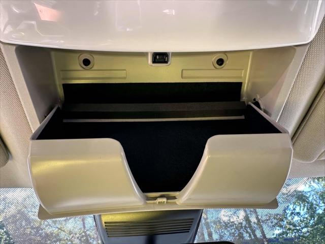 2020 Nissan Altima SR FWD [31]