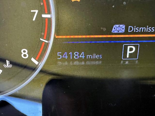 2020 Nissan Altima SR FWD [32]