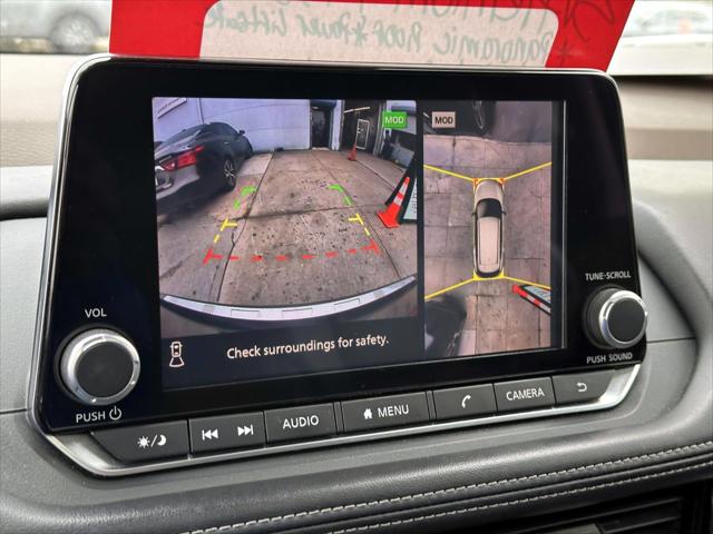 2021 Nissan Rogue SV Intelligent AWD [24]