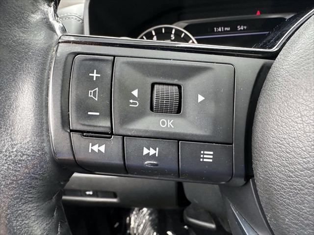 2021 Nissan Rogue SV Intelligent AWD [32]