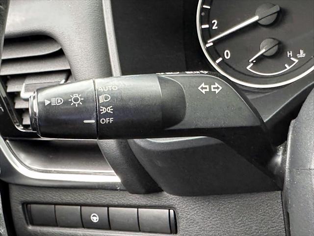 2021 Nissan Rogue SV Intelligent AWD [33]