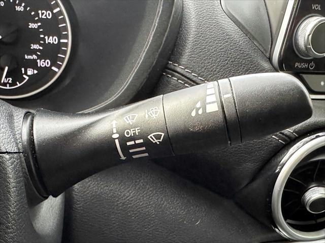 2022 Nissan Sentra SV Xtronic CVT [27]