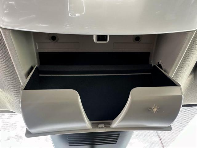 2022 Nissan Sentra SV Xtronic CVT [28]