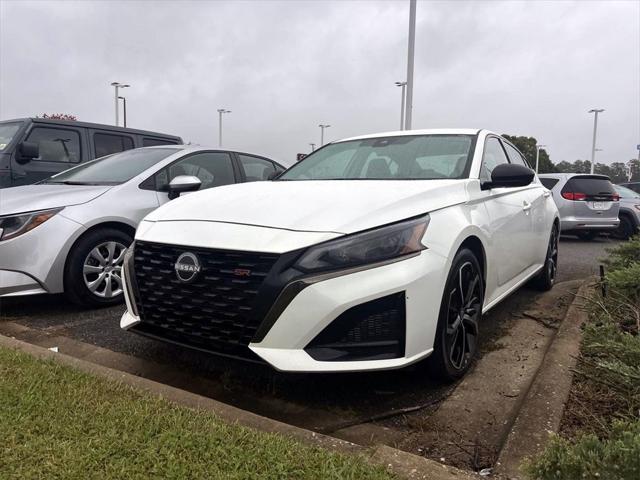 2024 Nissan Altima SR FWD