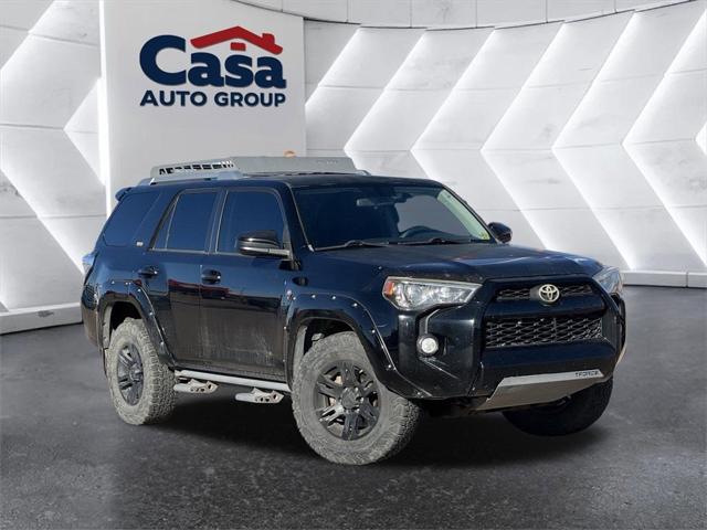 2016 Toyota 4Runner SR5 2016 Toyota 4Runner SR5