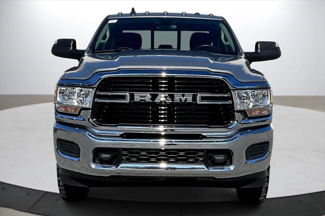 2020 RAM 2500 Tradesman Crew Cab 4X4 64 Box