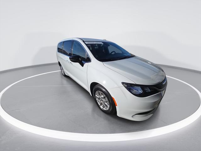 2025 Chrysler Voyager LX 2025 Chrysler Voyager LX