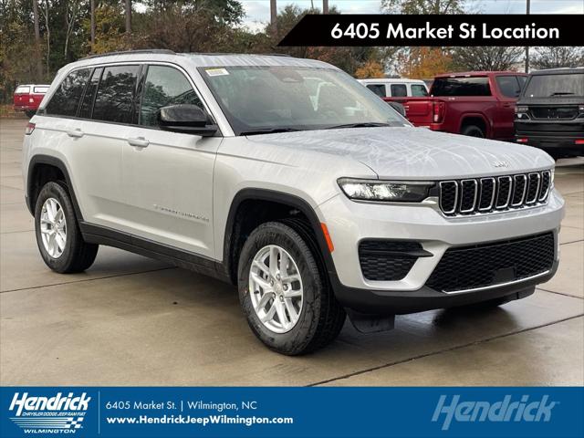2025 Jeep Grand Cherokee Laredo X 4x4 2025 Jeep Grand Cherokee Laredo X 4x4