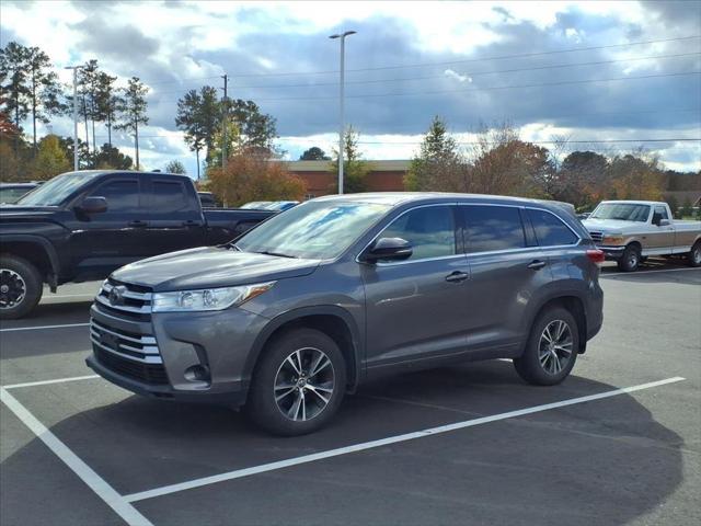 2018 Toyota Highlander LE 2018 Toyota Highlander LE