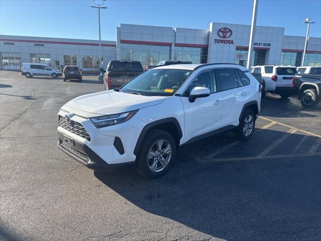 2022 Toyota RAV4 XLE