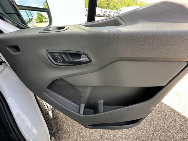 2026 Ford Transit Cargo Van Base