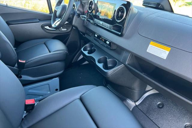2026 Mercedes-Benz Sprinter Cargo Van Crew 144 WB