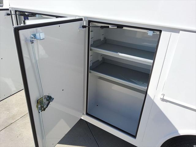 2026 Ford E-350 Cutaway Base