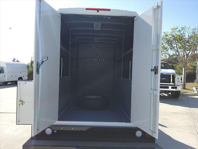 2026 Ford E-350 Cutaway Base