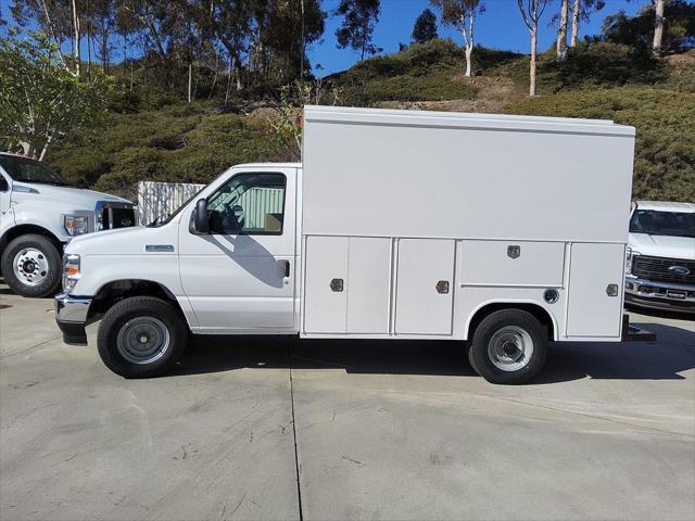 2026 Ford E-350 Cutaway Base