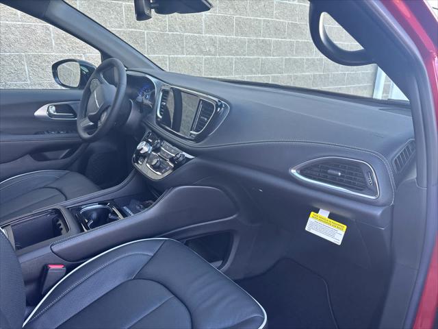 New 2026 Chrysler Pacifica For Sale in Wilmington, OH