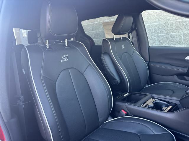 New 2026 Chrysler Pacifica For Sale in Wilmington, OH