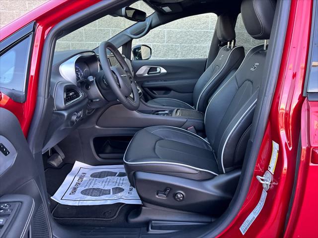 New 2026 Chrysler Pacifica For Sale in Wilmington, OH