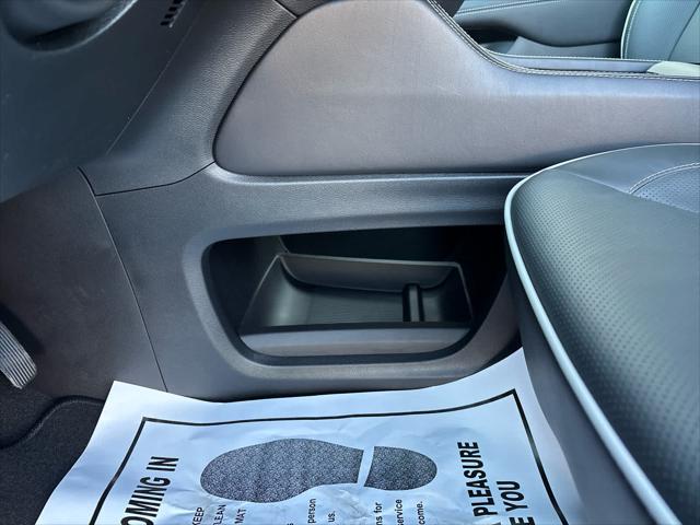 New 2026 Chrysler Pacifica For Sale in Wilmington, OH