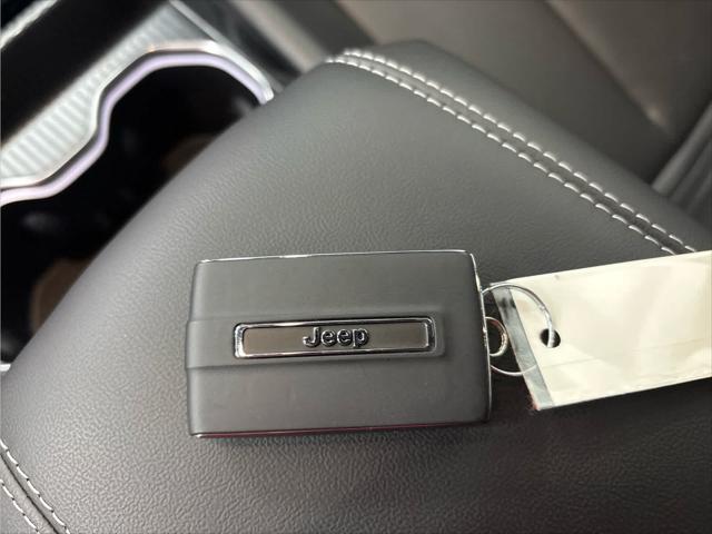 New 2025 Jeep Grand Cherokee For Sale in Wilmington, OH