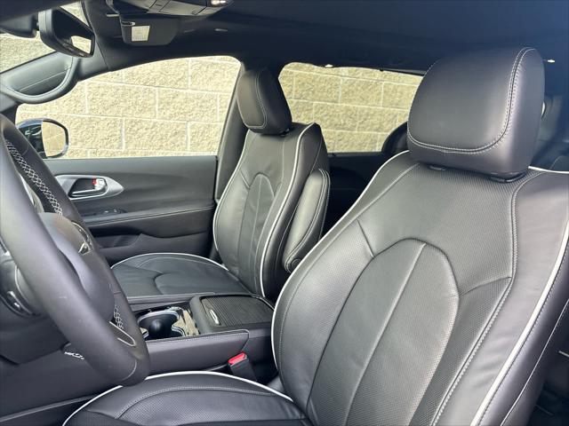 New 2026 Chrysler Pacifica For Sale in Wilmington, OH