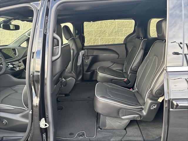 New 2026 Chrysler Pacifica For Sale in Wilmington, OH