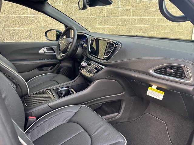 New 2026 Chrysler Pacifica For Sale in Wilmington, OH