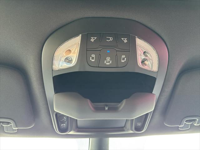 New 2026 Chrysler Pacifica For Sale in Wilmington, OH