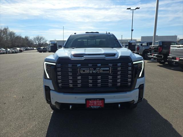 2026 GMC Sierra 3500HD Crew Cab, Long Bed, Denali Ultimate, 4WD