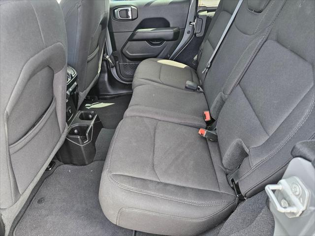2023 Jeep Wrangler 4-Door Sahara