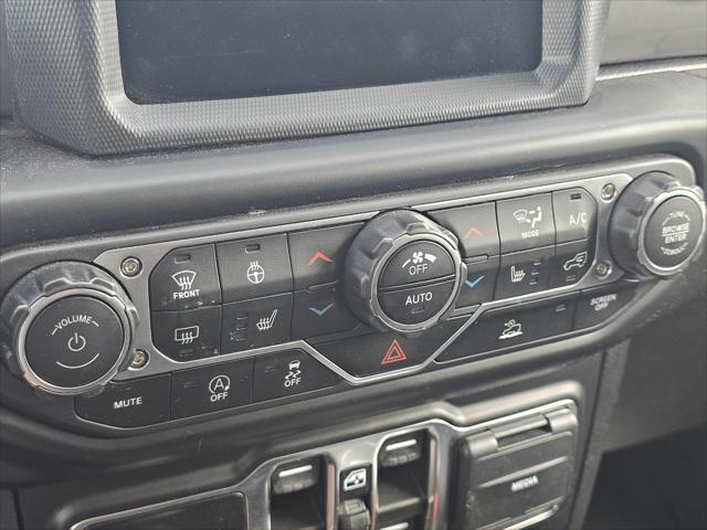 2023 Jeep Wrangler 4-Door Sahara