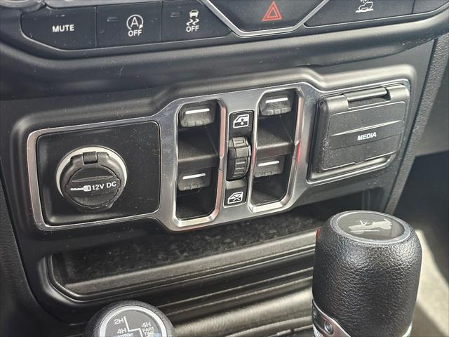 2023 Jeep Wrangler 4-Door Sahara