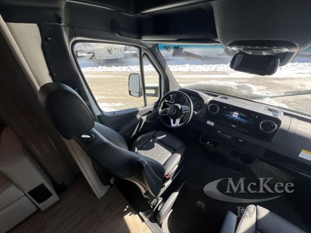2025 Mercedes-Benz Sprinter 3500XD Chassis Standard Roof 4-Cyl Diesel HO