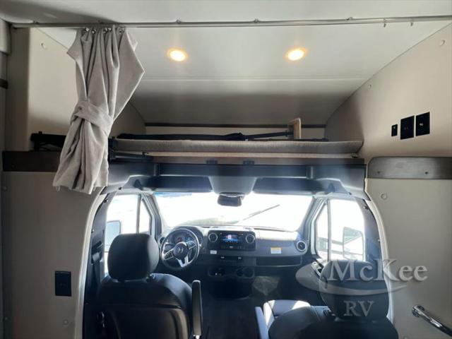 2025 Mercedes-Benz Sprinter 3500XD Chassis Standard Roof 4-Cyl Diesel HO