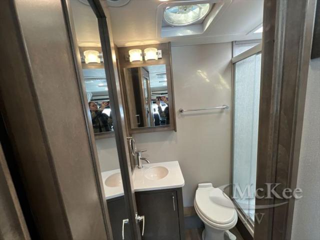 2025 Mercedes-Benz Sprinter 3500XD Chassis Standard Roof 4-Cyl Diesel HO