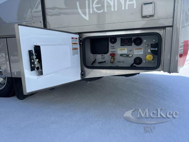 2025 Mercedes-Benz Sprinter 3500XD Chassis Standard Roof 4-Cyl Diesel HO