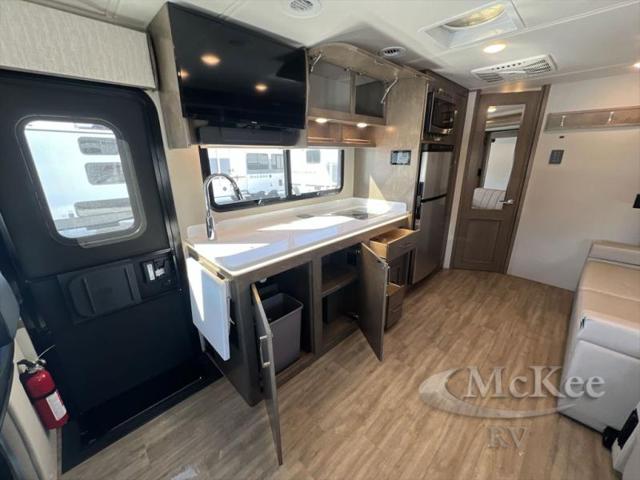 2025 Mercedes-Benz Sprinter 3500XD Chassis Standard Roof 4-Cyl Diesel HO