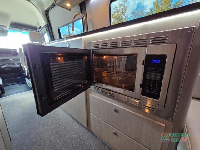 2025 Mercedes-Benz Sprinter 3500XD High Roof 4-Cyl Diesel HO