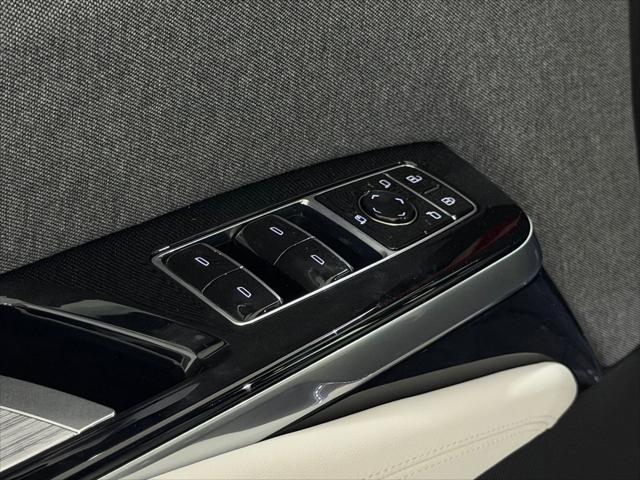 2025 Cadillac Escalade Premium Luxury Platinum